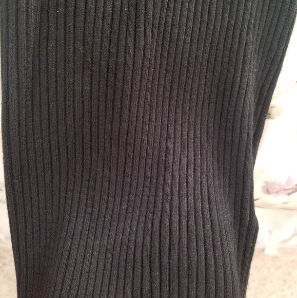 Black off the shoulder midi dress by GS Love - Picture 3 of 3